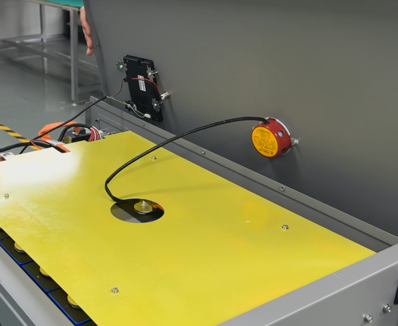 YIXIANG Diy Box Fire Resistant Aerosol Fire Extinguisher Suitable for Energy Storage Lithium Ion Battery Fire Fighting